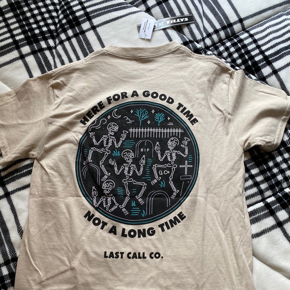 Tillys Graphic Tee